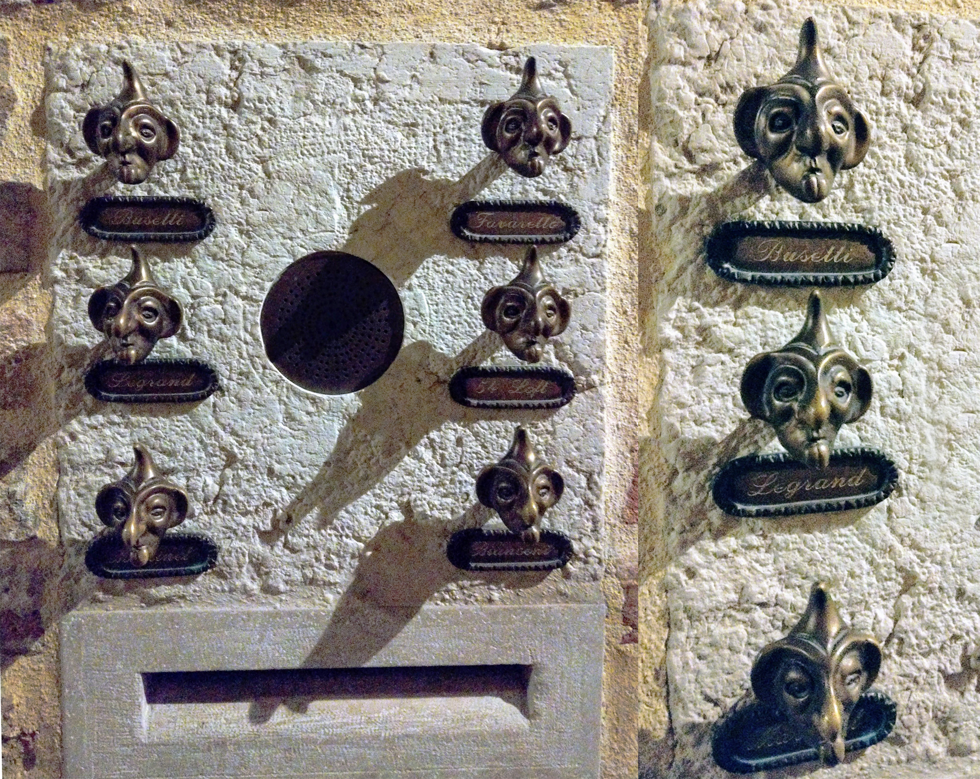 It was a coincidence when I encountered these elves-like bell design in an alley on night. I was fond of their facial details with the pointed hats and jaws and they comprehended well with the family’s name plates and the stone surfaces.