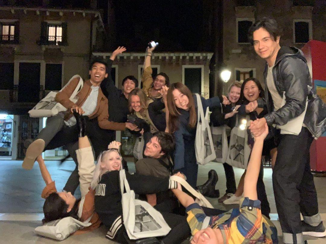(From left to right, top to bottom) Vinhay, Saiwing, Dominga, Cameron, Jenny, Morgan, Casey, Freddy, Emily, Mantis, Adam and Woohee were imitating Negotiated Differences in the main street. Courtesy of students from CalArts.